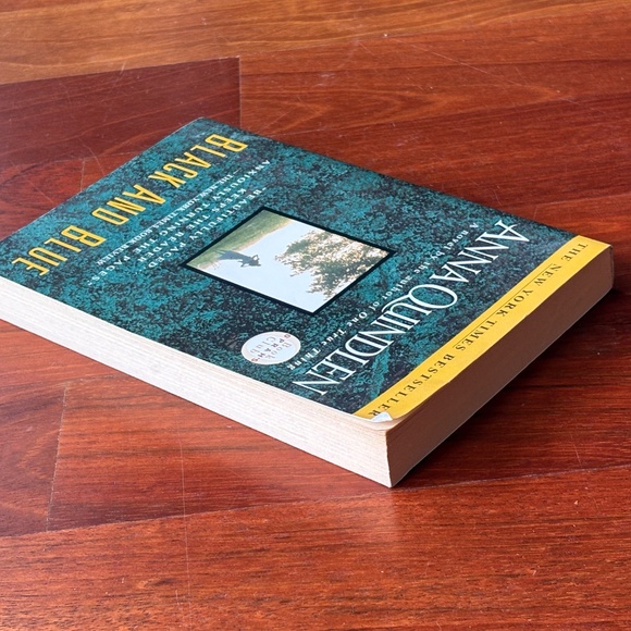 Black and Blue by Anna Quindlen - Picture 4 of 6